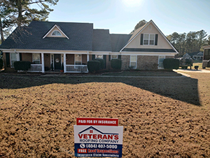 DIY Roof Repair vs Hiring Pros
